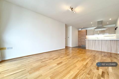 2 bedroom flat to rent, Vellum Court, Walthamstow, E17