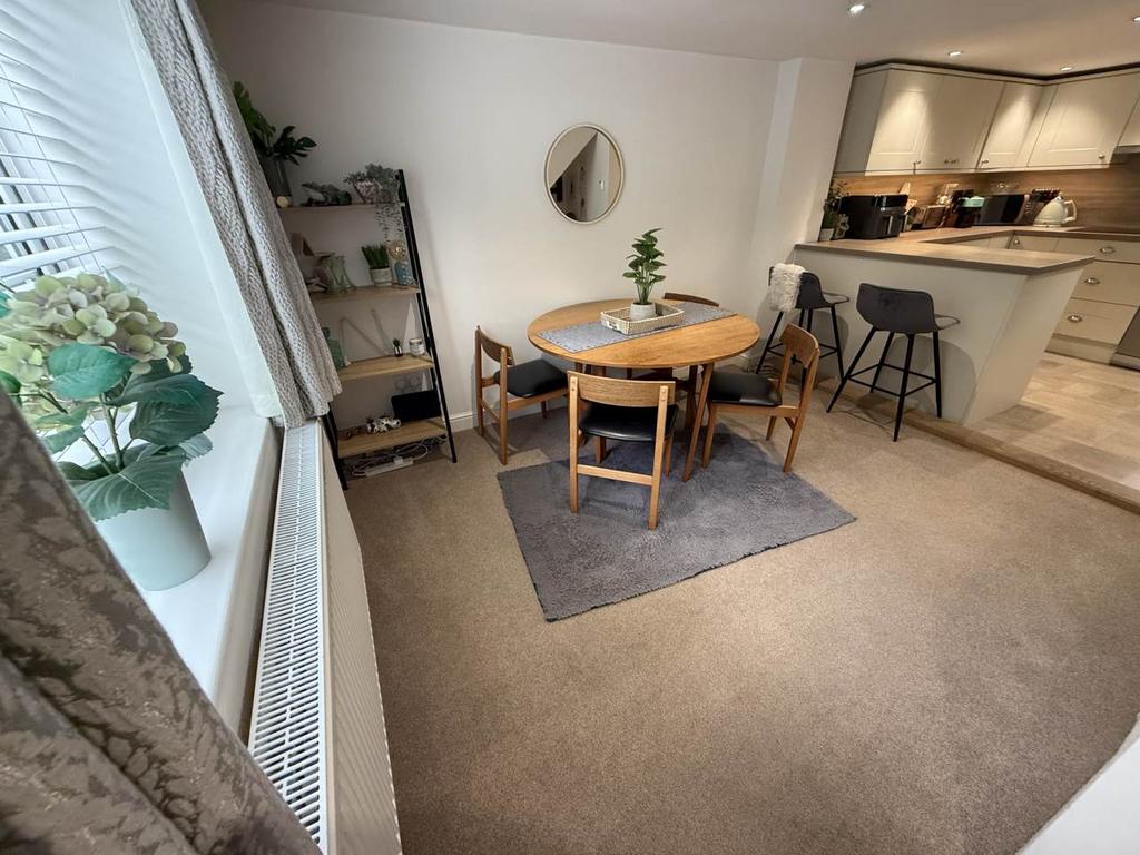 Dining Room (1)