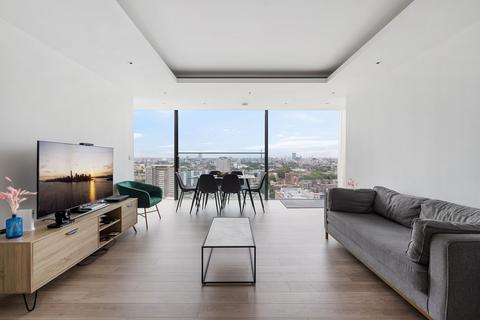2 bedroom apartment to rent, Bollinder Place, Carrara Tower, EC1V