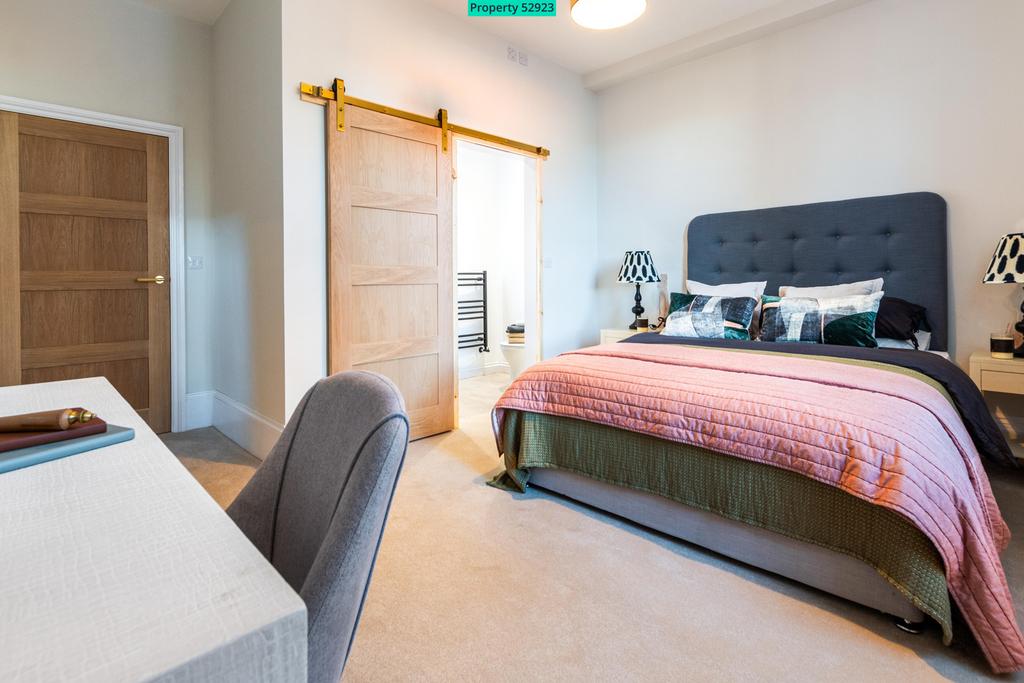 Ensuite bedroom