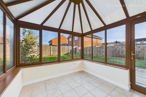 3 bedroom detached house for sale, Buckingham Way, Huntingdon PE28