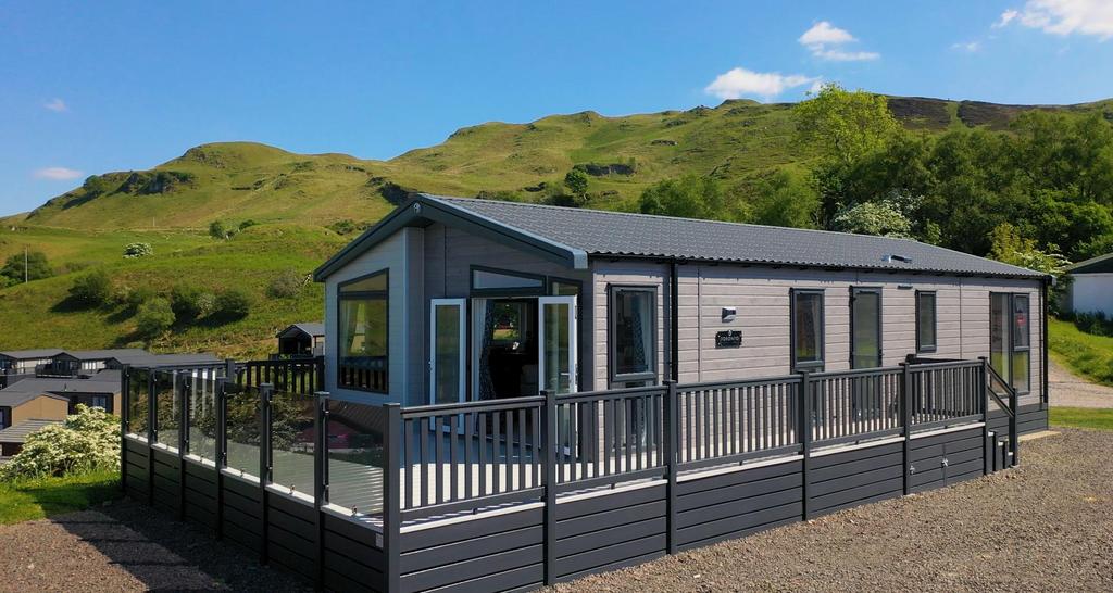 Swift-Toronto-Lodge-Oban-Holiday-Park-1.png