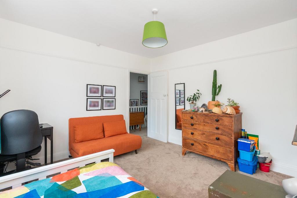 1 S7 A2 KE - Bedroom A.jpg