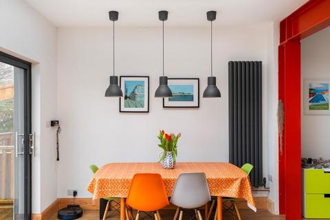 3 bedroom terraced house for sale, Sylvia Avenue, Victoria Park