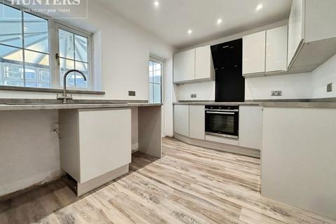 3 bedroom semi-detached house for sale, Highstone Avenue, Barnsley