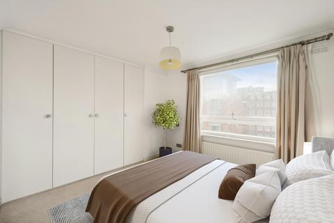 3 bedroom flat to rent, The Water Gardens, London, W2