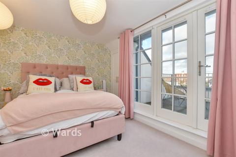 4 bedroom townhouse for sale, Clarence Road, Herne Bay, Kent