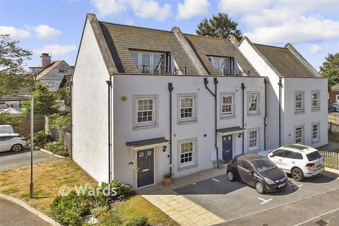4 bedroom townhouse for sale, Clarence Road, Herne Bay CT6