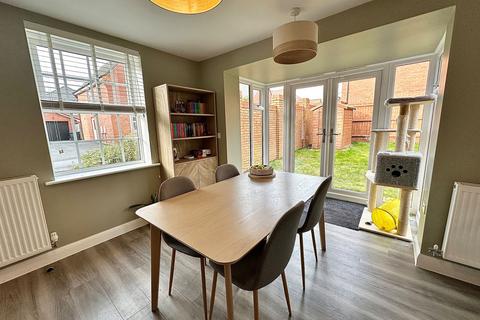 4 bedroom detached house for sale, Northampton NN6