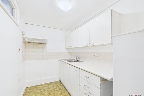 undefined, Wellington Square, Cheltenham GL50