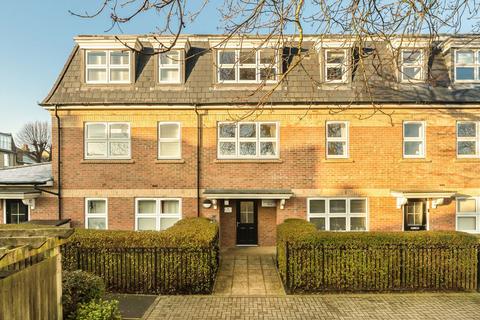1 bedroom flat for sale, Florence Way, London SW12