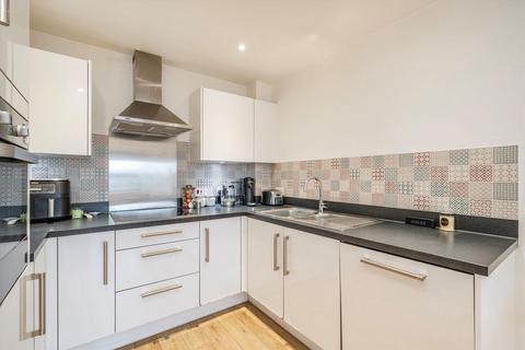 1 bedroom flat for sale, Florence Way, London SW12
