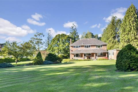 4 bedroom detached house for sale - Glenwood Road, West Moors, Ferndown, Dorset, BH22
