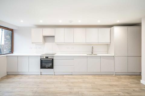2 bedroom flat for sale, Russell Road, Mitcham CR4