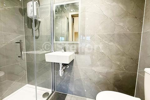 1 bedroom in a house share to rent, Kenton Lane, Harrow HA3
