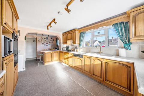 4 bedroom detached house for sale, Churn Close, South Cerney