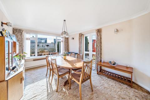 4 bedroom detached house for sale, Churn Close, South Cerney