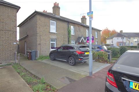 2 bedroom semi-detached house for sale, Dagenham RM8