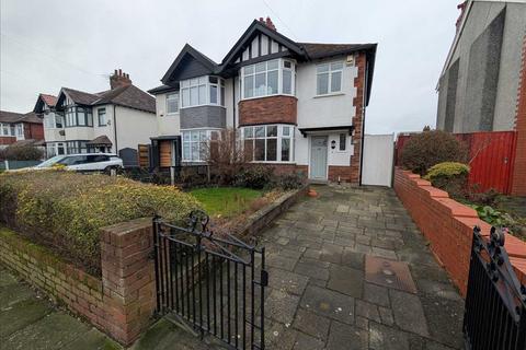 3 bedroom house to rent, Links Road, Blackpool