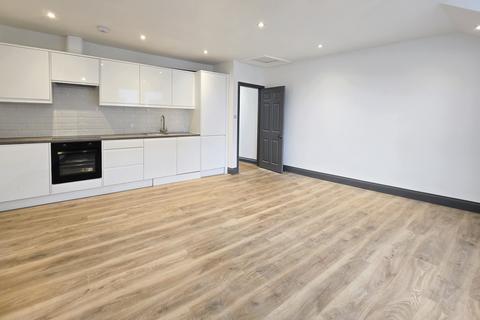 2 bedroom apartment to rent, Garratt Lane, London SW18
