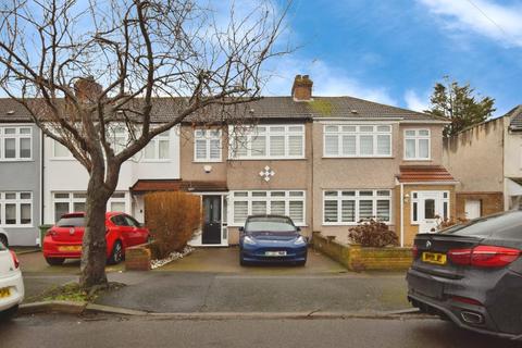 undefined, Laburnum Avenue, Hornchurch, RM12
