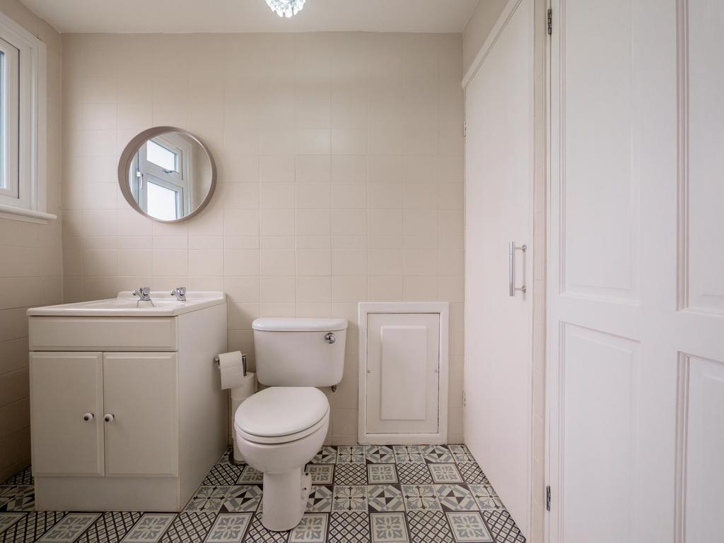 Ensuite
