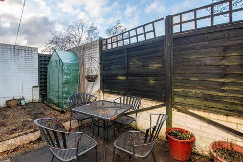 undefined, Gurnards Avenue, Milton Keynes MK6