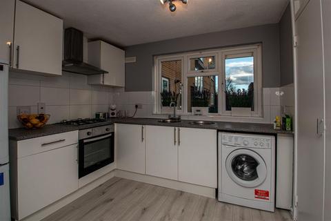 undefined, Gurnards Avenue, Milton Keynes MK6