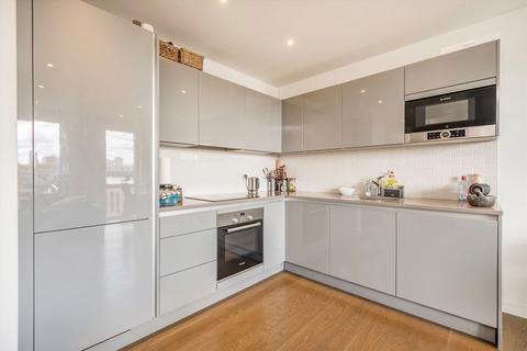 1 bedroom flat to rent, Heygate Street, London SE17