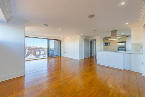 2 bedroom apartment for sale, THE LEAS, Chalkwell