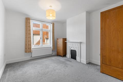 2 bedroom end of terrace house for sale, Church Street, Uckfield, East Sussex, TN22