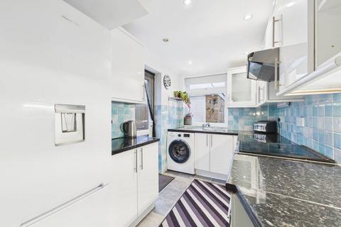 3 bedroom semi-detached house for sale, Linkscroft Avenue, Ashford, Surrey, TW15