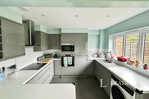 3 bedroom terraced house to rent, Eastbourne Road, Westham, BN24