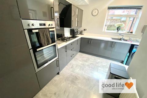 4 bedroom semi-detached house for sale, Ravensworth, Sunderland SR2