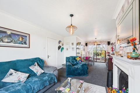 3 bedroom semi-detached house for sale, Eastfield Close, North Frodingham, YO25 8ND