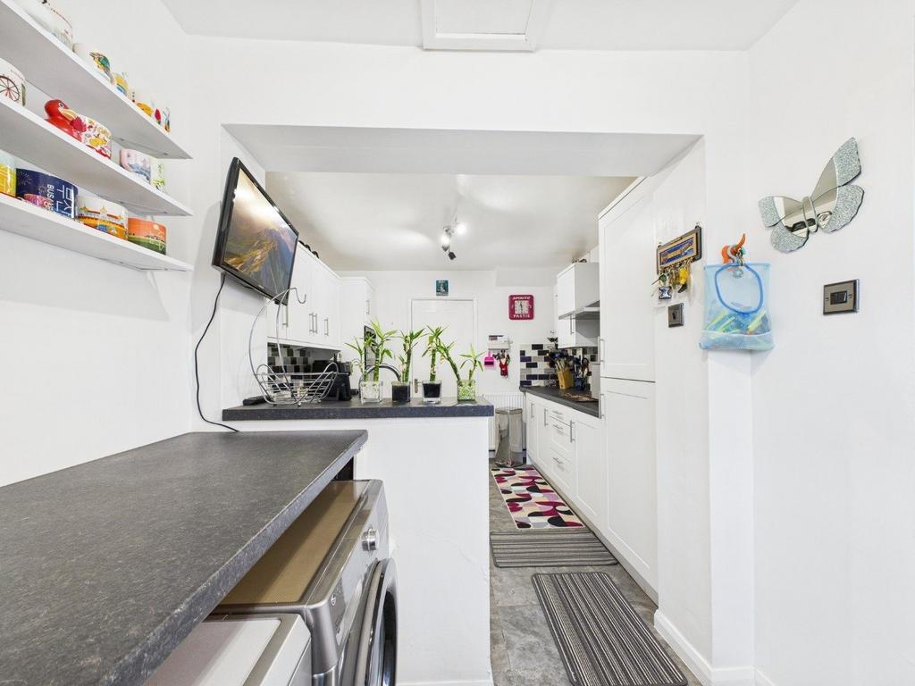 Kitchen/Utility Room