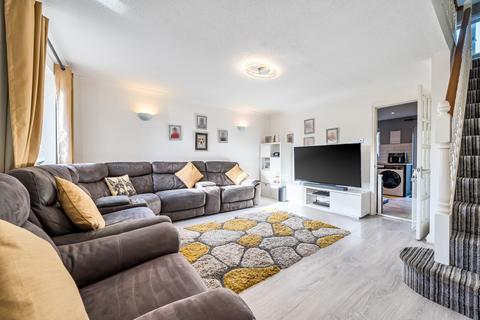3 bedroom semi-detached house for sale, Barrington Close, Witney, Oxfordshire