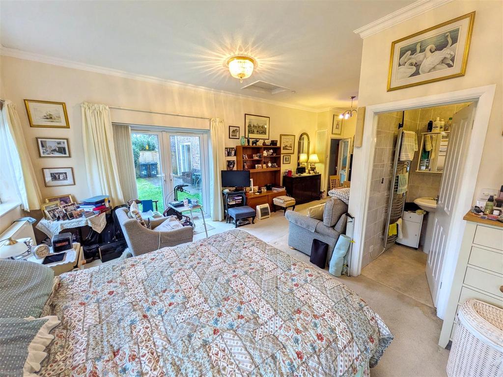 Annexe living / bedroom