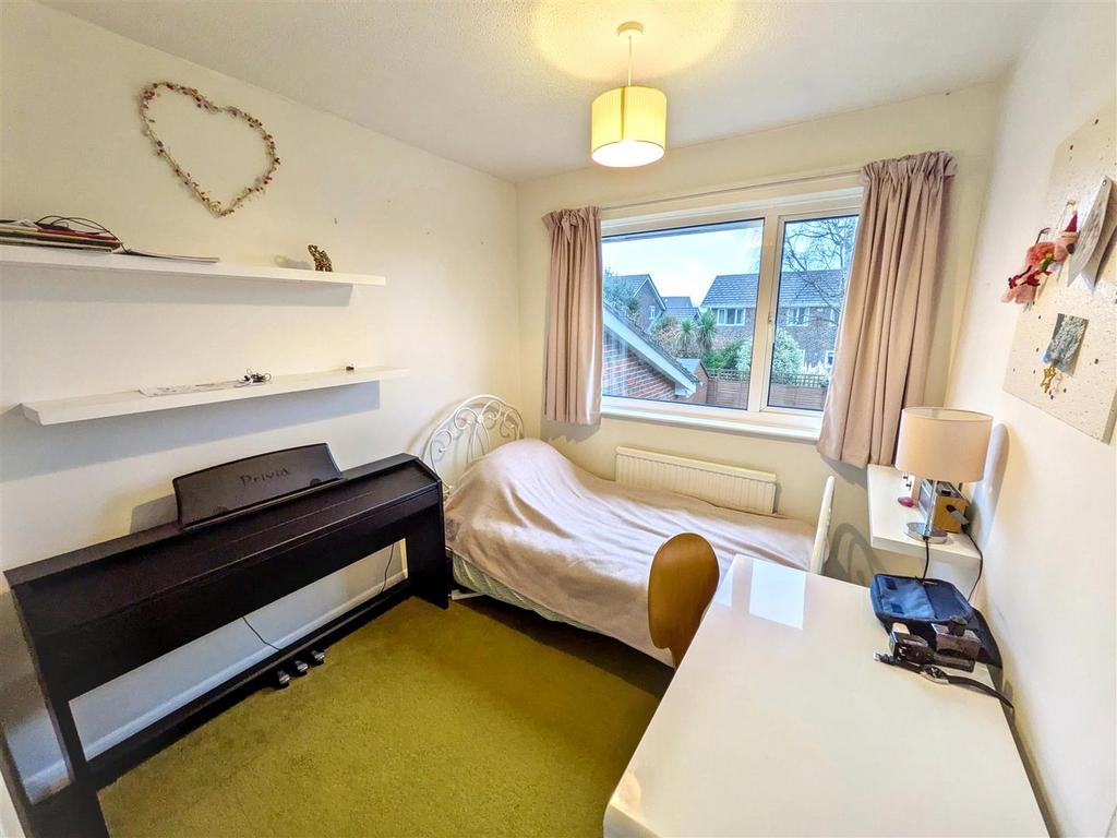 Bedroom 3a.jpg