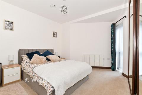 1 bedroom apartment for sale, Leander Heights, Mill Wood, Maidstone, Kent