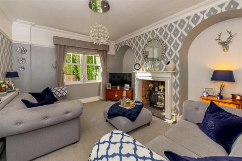 4 bedroom semi-detached house for sale, Walsall Wood Road, Aldridge