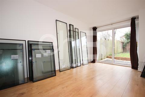 undefined, Huddisdon Close, Warwick