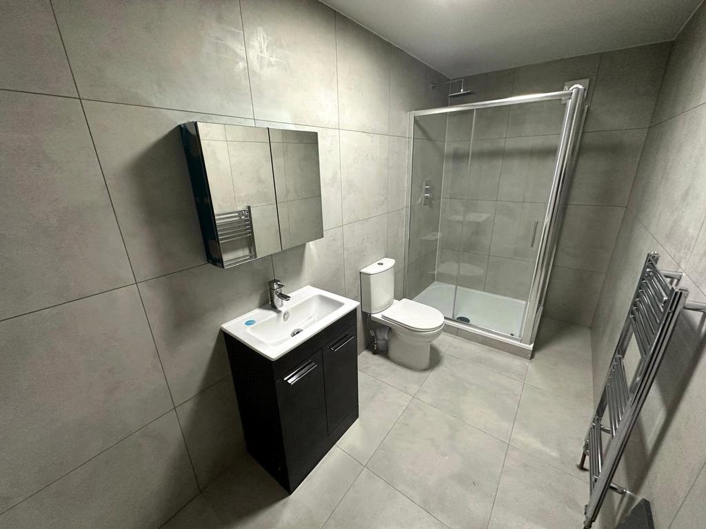 Ensuite