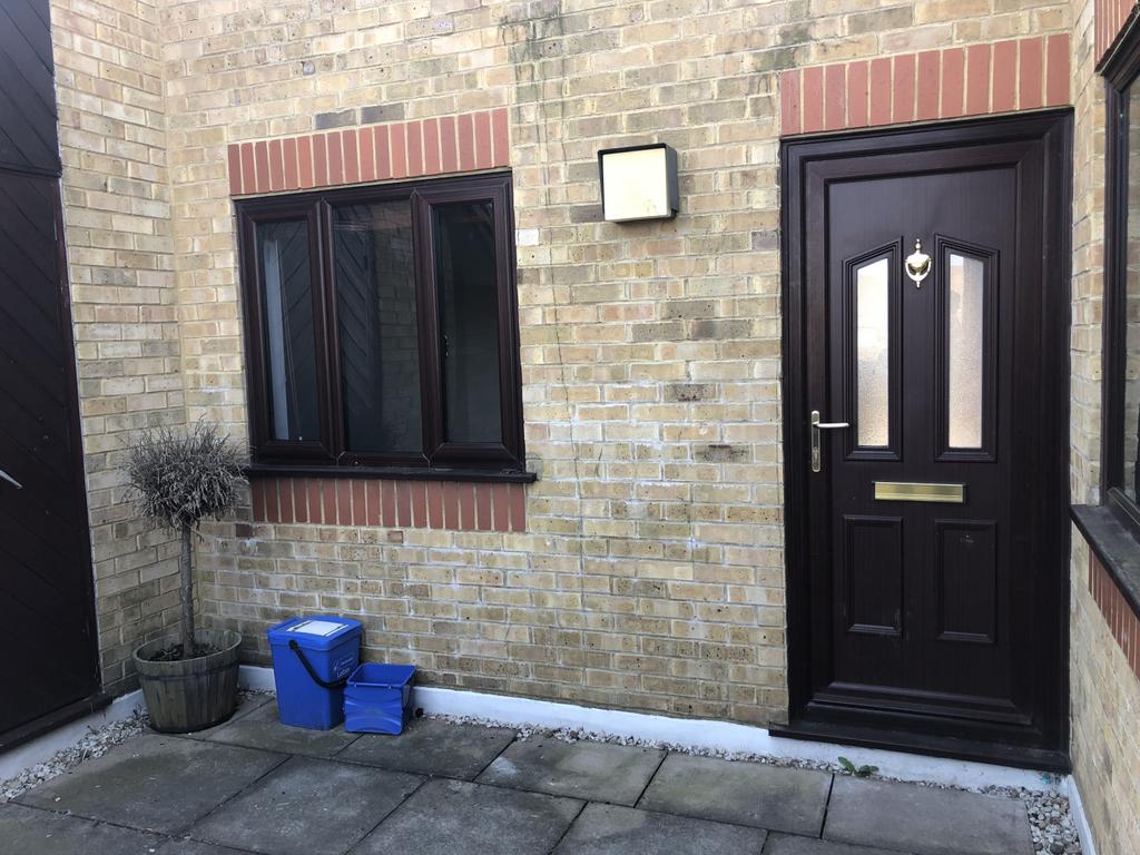 2 bed flat for sale The Balcony, Luton LU2