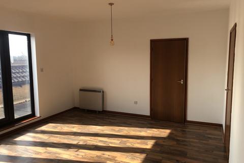 undefined, Luton LU2