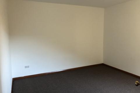 undefined, Luton LU2