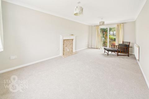 4 bedroom detached house for sale, Blackthorn Road, Wymondham
