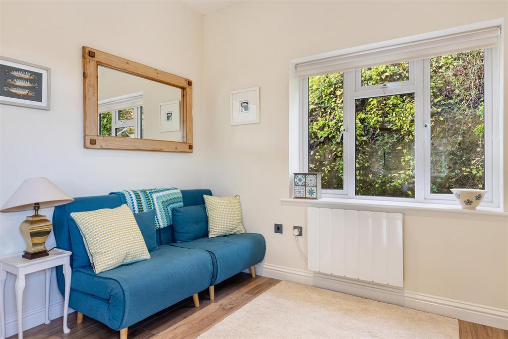 A03 - Flat 7 Hillside Court 114 Victoria Road Dart