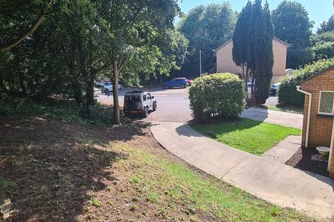 undefined, Partridge Close, Swindon SN3