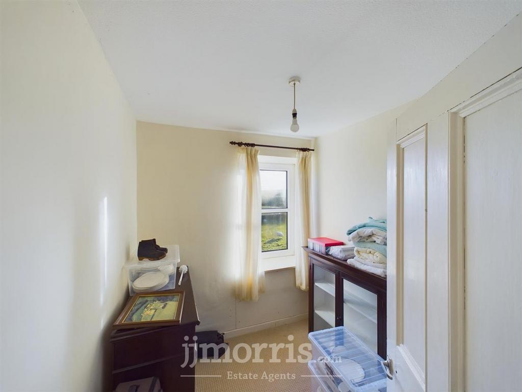 CAM02121 G0-PR0110-STILL009.jpg